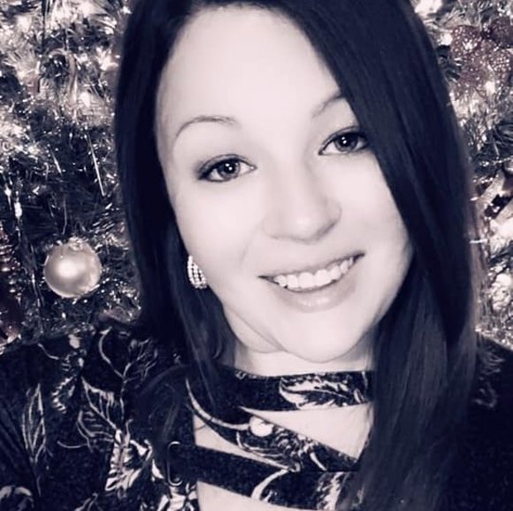 Meet your Posher, Allison - Picture 1 of 1